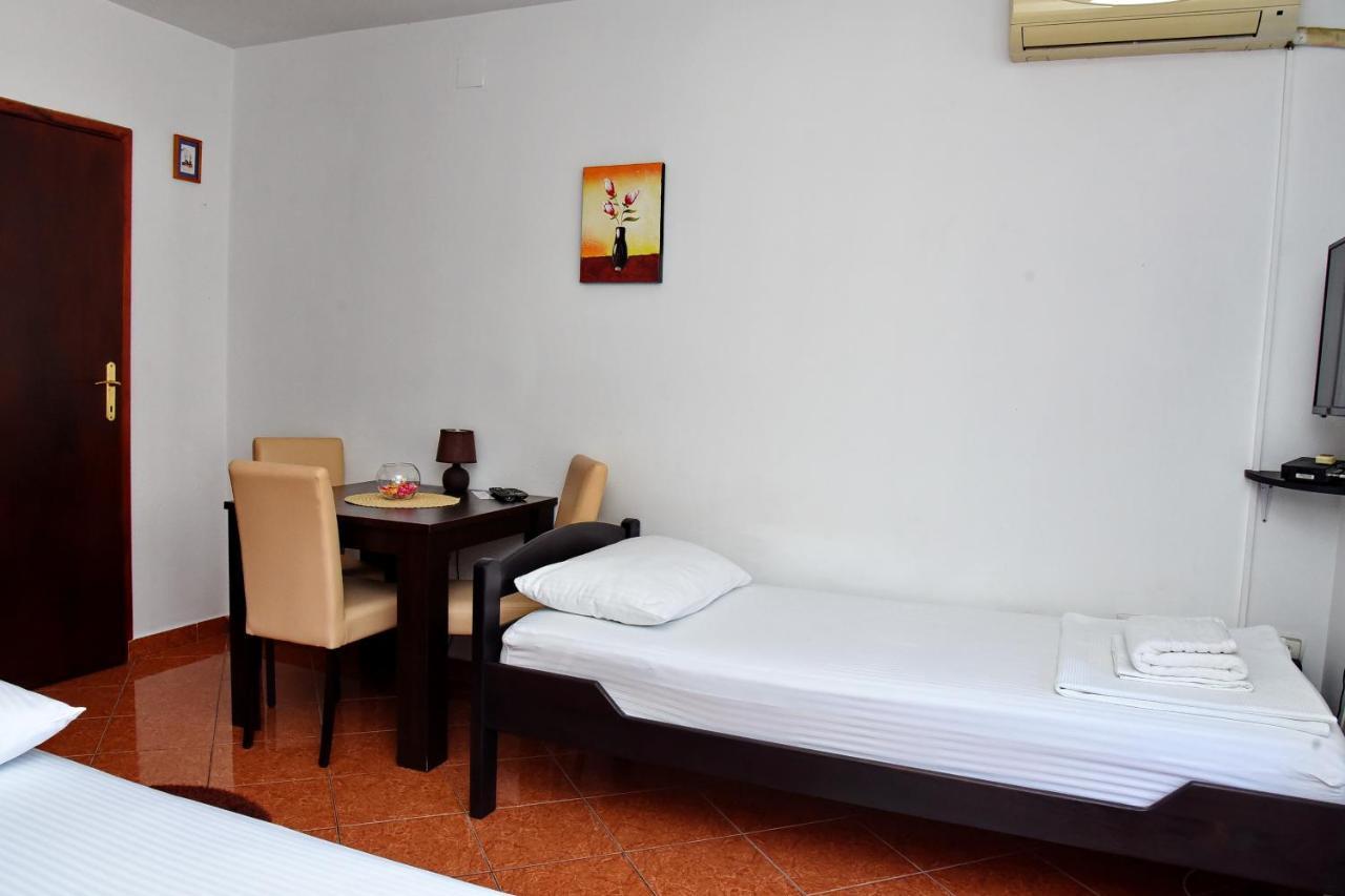 Apartment Lima โกตอร์ ภายนอก รูปภาพ